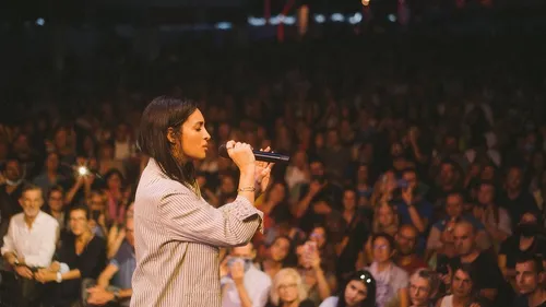 Camélia Jordana sera le week-end prochain à la Vapeur 